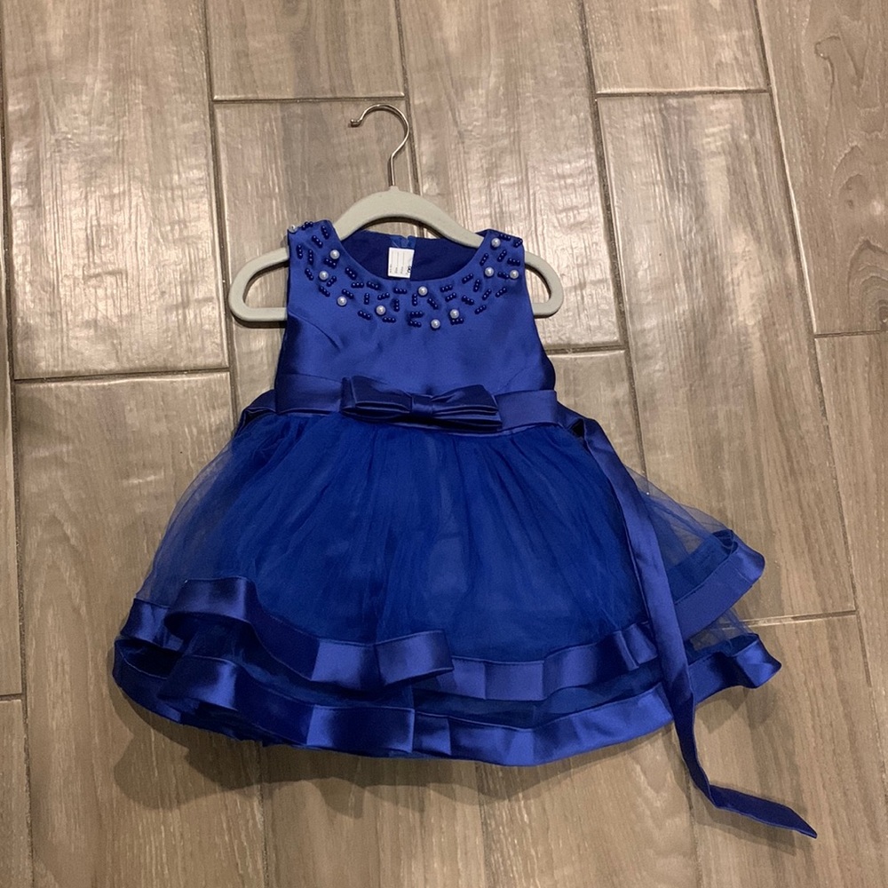 Blue dress